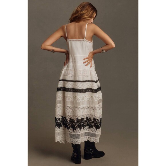 By Anthropologie Sleeveless V-Neck Lace Midi Dress Size Small - Picture 2 of 7